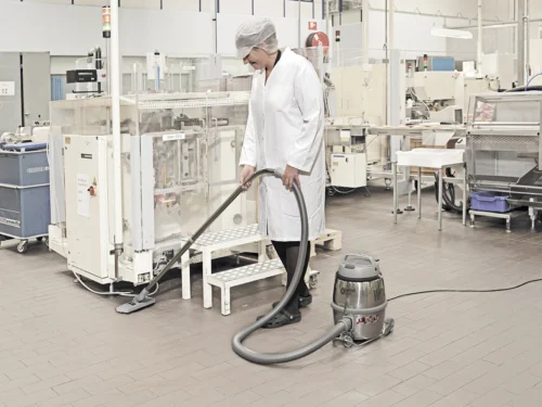 Aspirador Profissional Nilfisk GM 80P LC — aplicacao industrial 1
