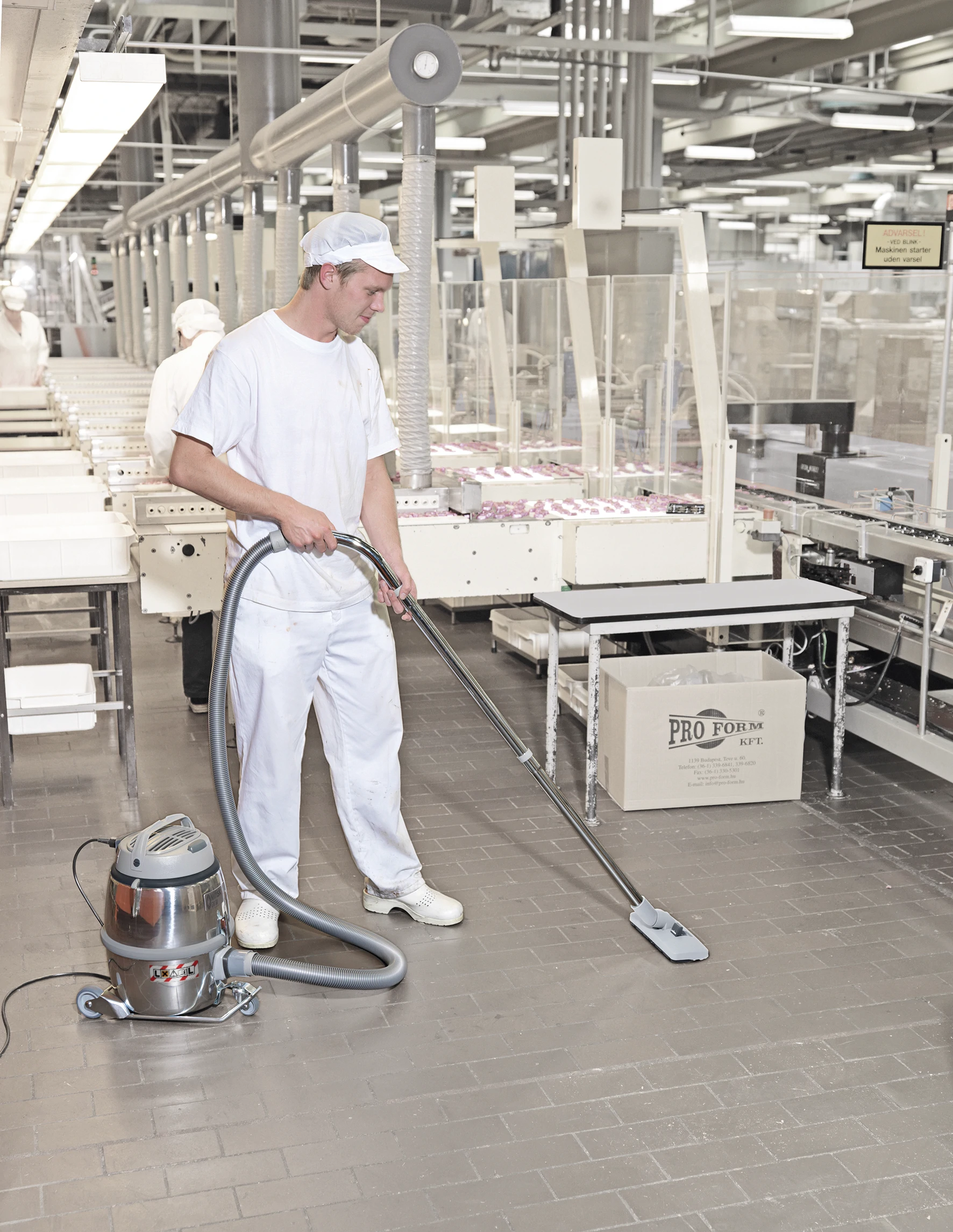 Aspirador Profissional Nilfisk GM 80P LC — aplicacao industrial 3