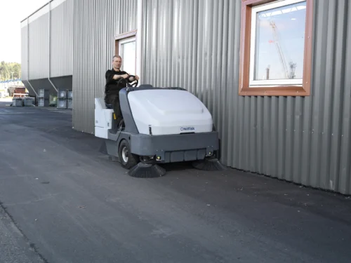 Varredora Industrial Nilfisk SR1601 GPL MAXI
