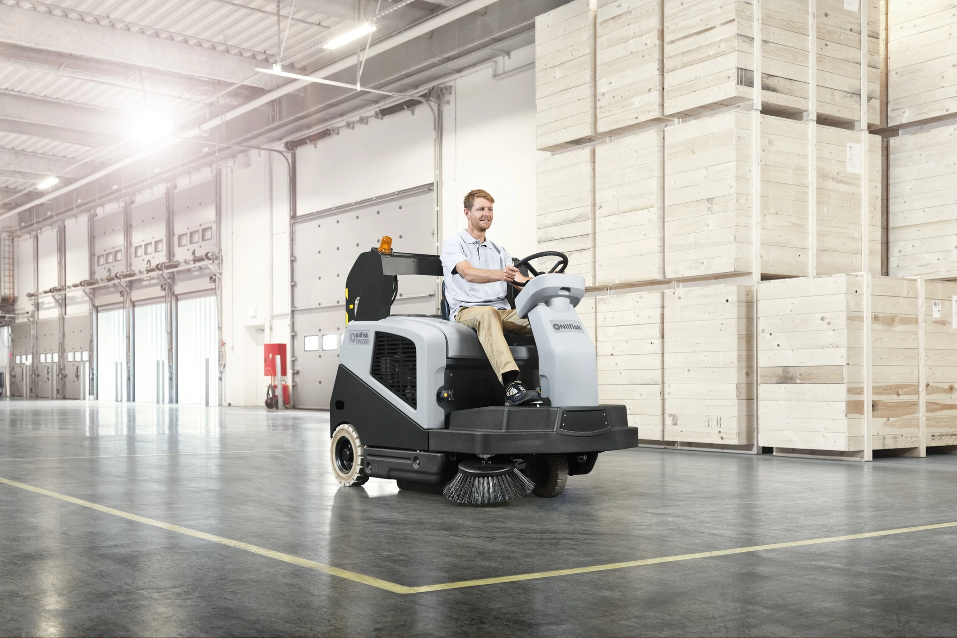 Varredora de Condutor Sentado Nilfisk SW5500 D
